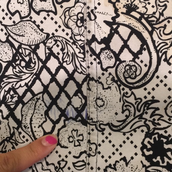 Lululemon size 4 rain jacket - Picture 8 of 8